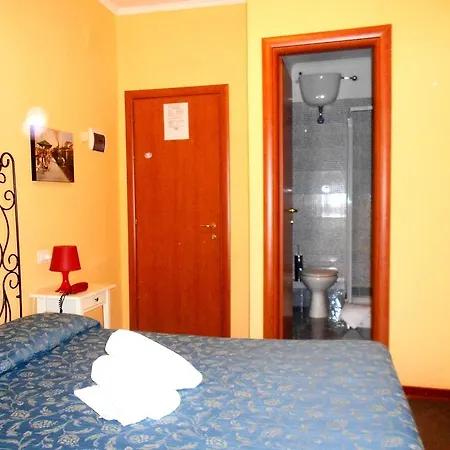 Oda ve Kahvaltı Rona